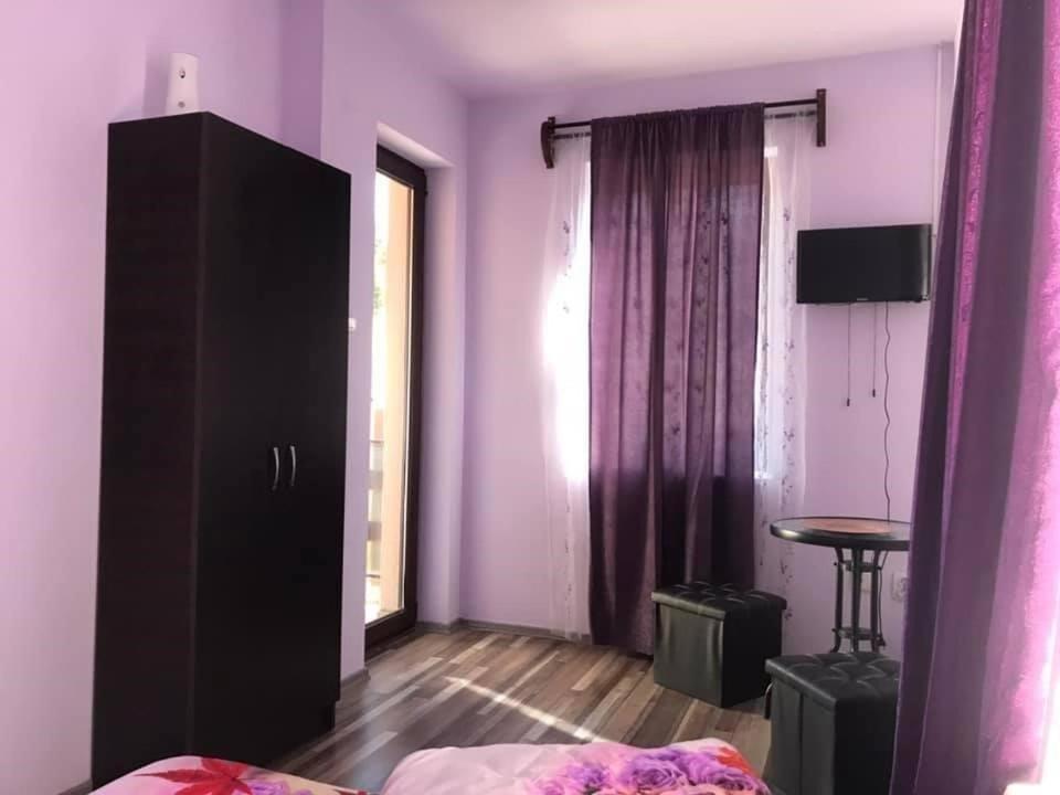 Casa 7 Izvoare Homestay