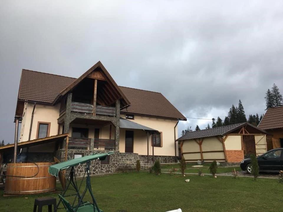 Homestay Casa 7 Izvoare